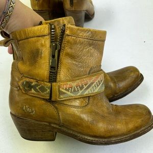 Bedstu cobbler ankle boots size 8